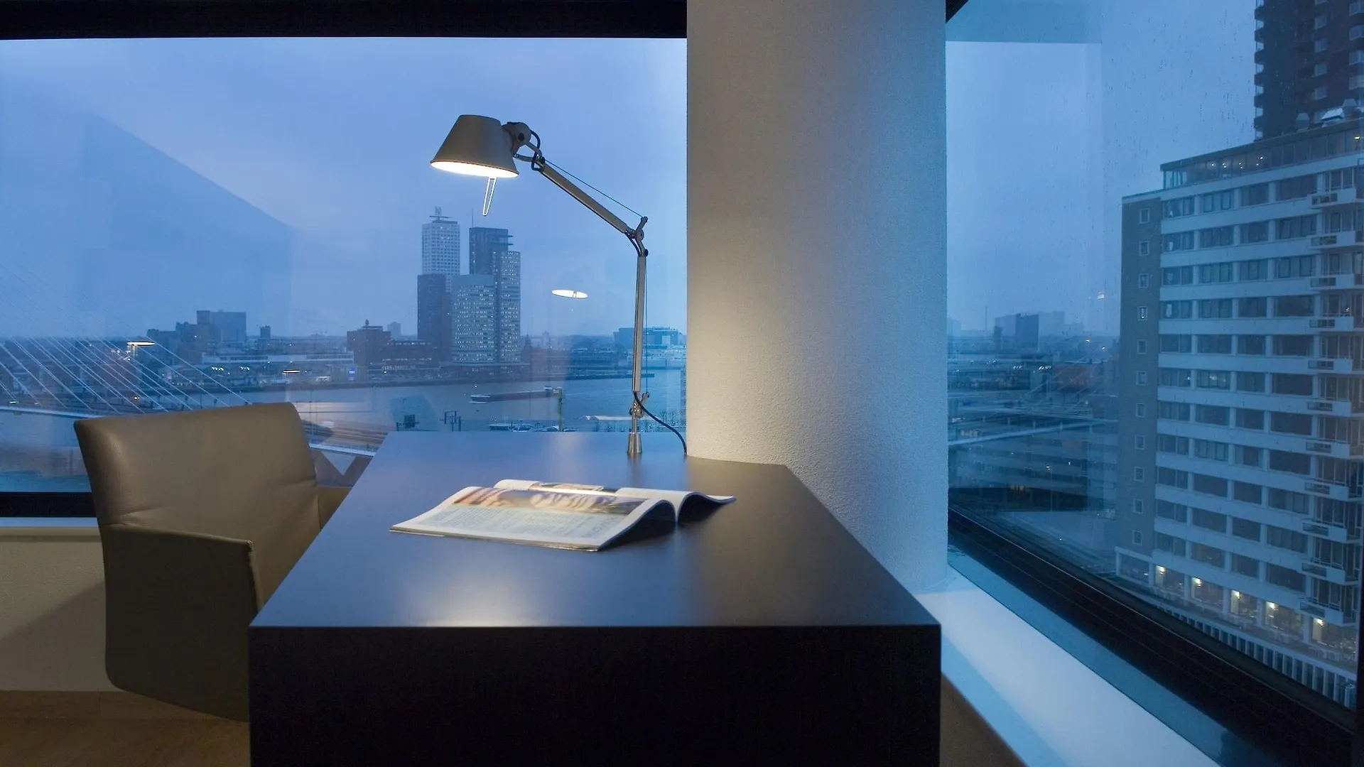 Hotel Doubletree By Hilton Rotterdam Centre