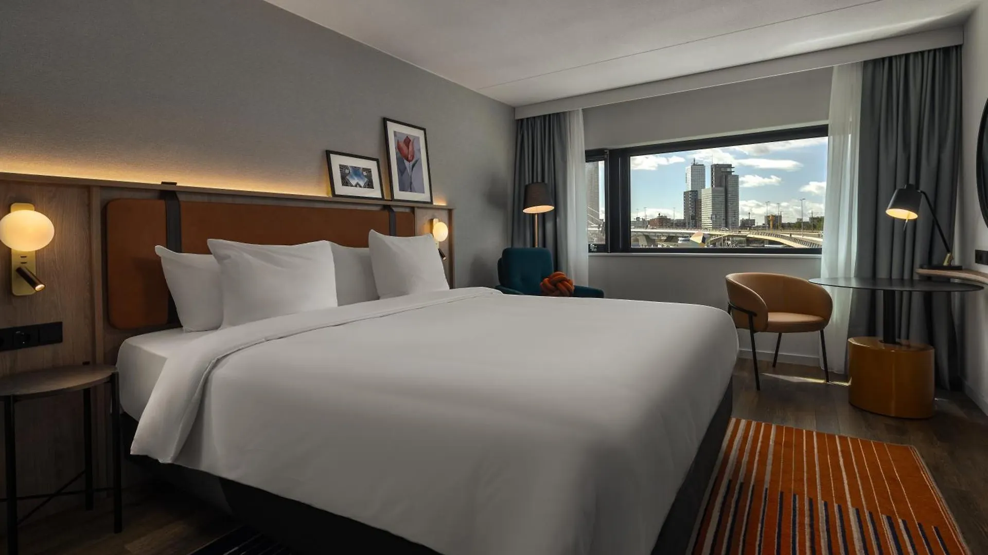 Hotel Doubletree By Hilton Rotterdam Centre Países Bajos
